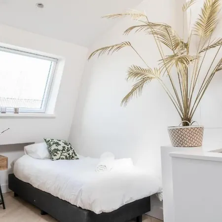 Cozy One Bedroom At Centrum Апартаменты Амстердам