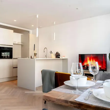 Cozy One Bedroom At Centrum Daire