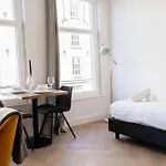 Cozy One Bedroom At Centrum Amsterdam