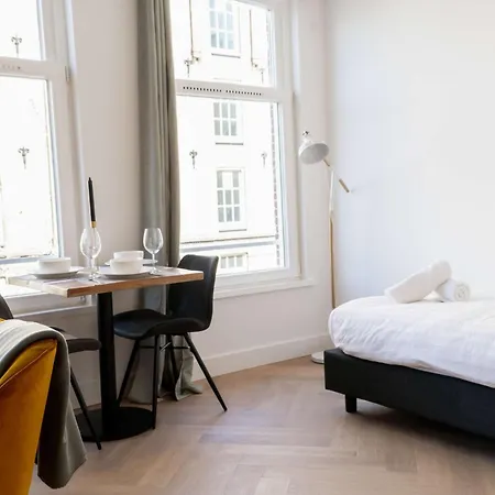 Cozy One Bedroom Apartments At Centrum Amsterdam