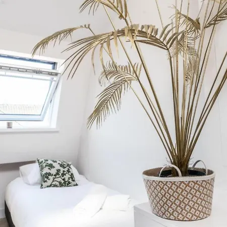 Cozy One Bedroom At Centrum Lägenhet *