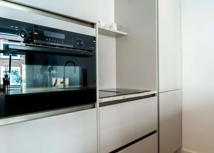 Cozy One Bedroom At Centrum Apartment