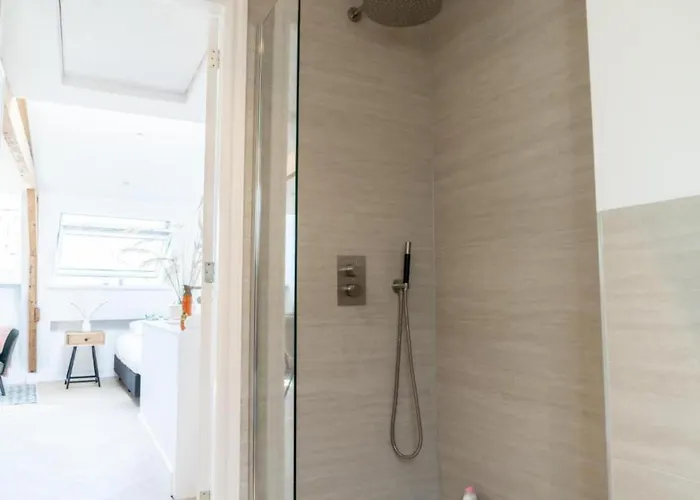 Cozy One Bedroom At Centrum Amsterdam