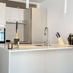 Cozy One Bedroom At Centrum *